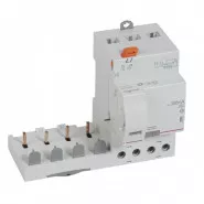   DX3 -  A - 300  - 4 - 400 ~ - 40  - 3  Legrand